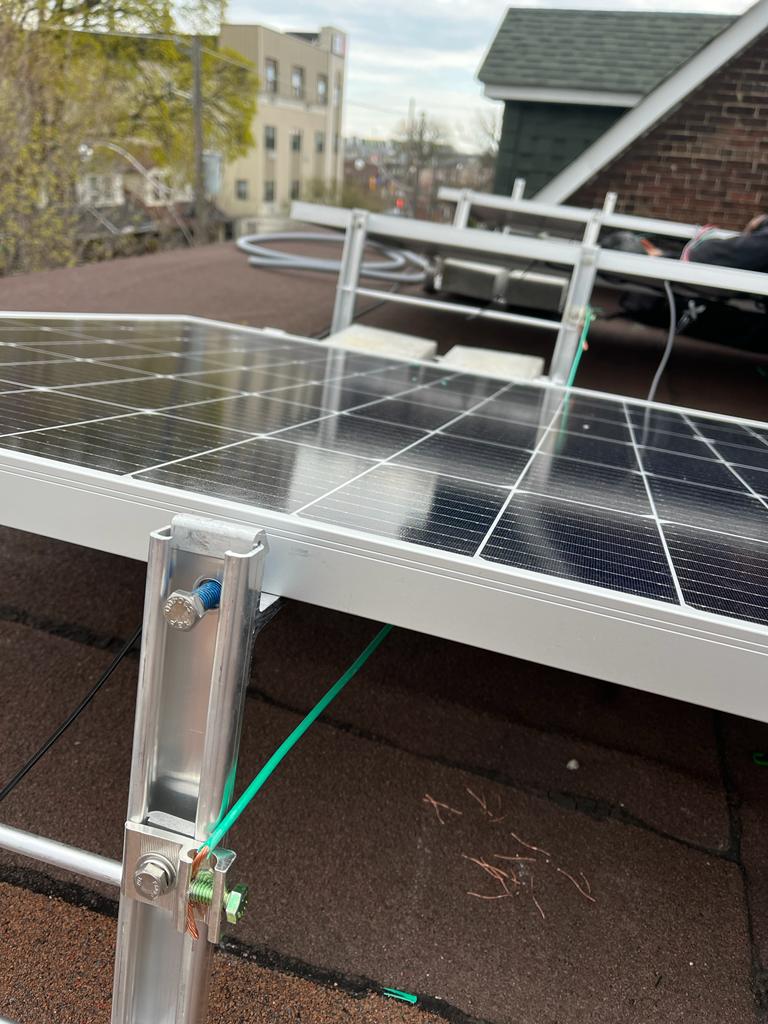 The Future of Solar Energy in Canada: Opportunities and Challenges 